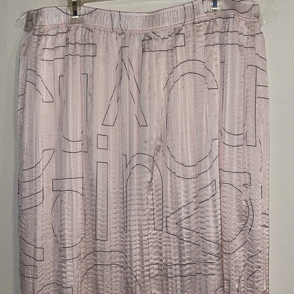 Calvin Klein Cream Maxi Skirt - Picture 11 of 14